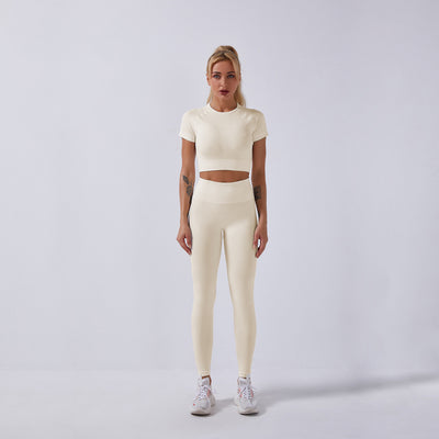 nexero-cat-bib-saliva-towel